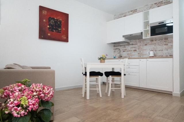 Villanova Apartment Cagliari Ngoại thất bức ảnh